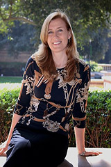 Dr. Hanna Mikkola